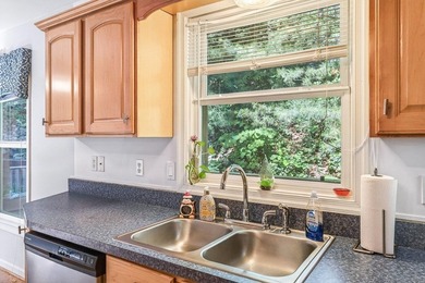 Welcome to 601 Flower Drive, a beautifully maintained 3-bedroom - photo 22