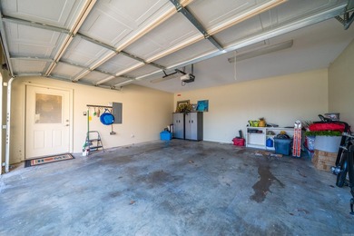 $50,000 of recent cosmetic upgrades! Definitely move-in ready! - photo 31