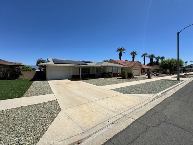 Diamond Valley Lake Home Active Under Contract in Hemet California