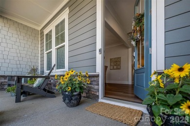 Stylish South Shore Sanctuary with Spectacular Outdoor Living - photo 7