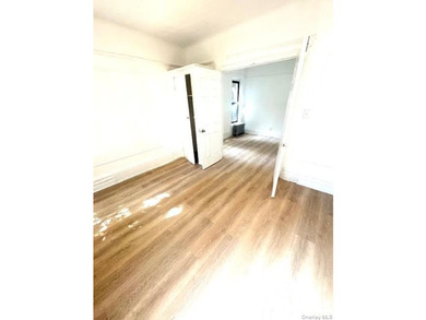 Welcome to 30 Macomb Place! This beautiful 2-bedroom coop in - photo 8