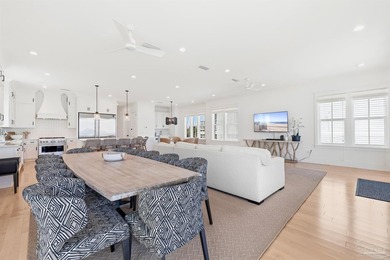 Welcome to Luna Azul - a stunning Gold Fortified, Gulf-front - photo 8