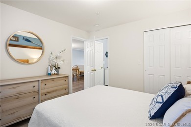 Fully furnished with boat slip & garage. Experience lakefront - photo 16