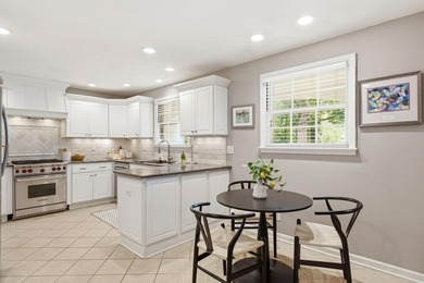 Tucked away on private wooded lot in great Bayside location - photo 16