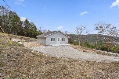Table Rock Lake Home Sale Pending in Galena Missouri