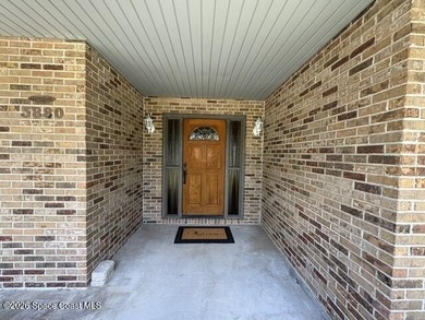 If you are looking for space inside and out to include roomy - photo 2
