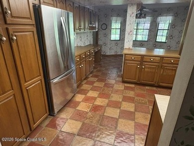 If you are looking for space inside and out to include roomy - photo 5
