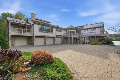 Ohio River Home For Sale in Marietta Ohio