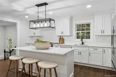 Welcome to 128 Crooked Hill, a completely renovated residence - photo 11