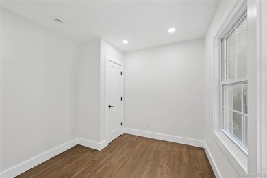 Welcome to 128 Crooked Hill, a completely renovated residence - photo 23