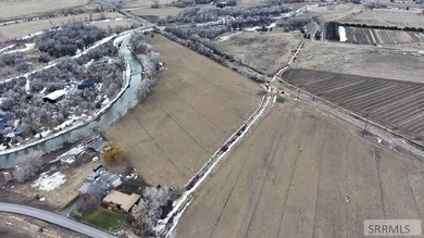This is an amazing piece of property and opportunity. It's zoned - photo 3