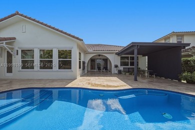 Experience refined living in this beautifully upgraded residence - photo 14