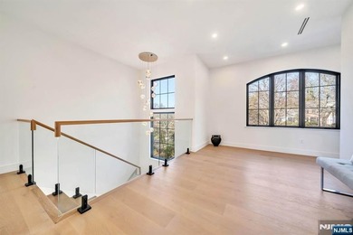 Welcome to a rare opportunity - a brand new construction luxury - photo 16