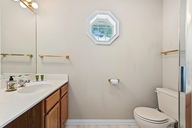 Enjoy resort living in this spacious, fully furnished 3-bedroom - photo 18