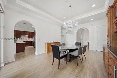 Experience refined living in this beautifully upgraded residence - photo 20