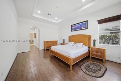 Experience refined living in this beautifully upgraded residence - photo 26