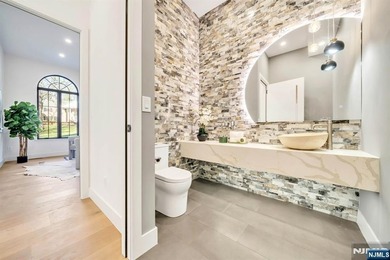 Welcome to a rare opportunity - a brand new construction luxury - photo 26