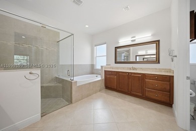 Experience refined living in this beautifully upgraded residence - photo 29