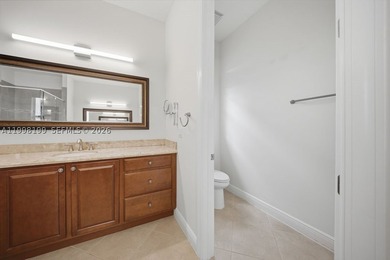 Experience refined living in this beautifully upgraded residence - photo 33