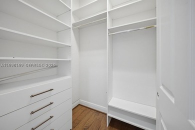 Experience refined living in this beautifully upgraded residence - photo 41