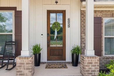 Located in the gated community of Huntington Creek, this - photo 6