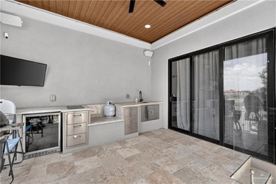 Stunning modern luxury home located in a gated subdivision in - photo 31