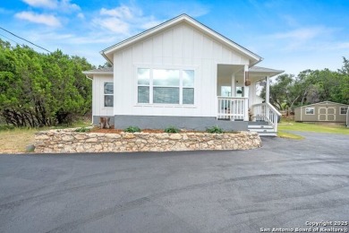 Lake Home For Sale in Canyon Lake, Texas