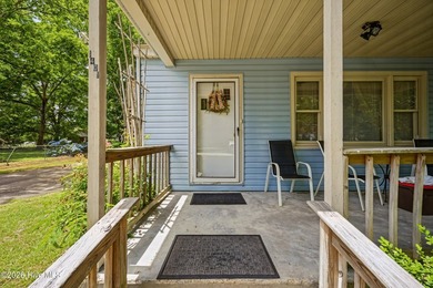 Welcome to this well-built 2-bedroom, 1-bath home located on the - photo 5