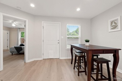 This beautifully designed 3-bedroom, 2-bath new construction - photo 4
