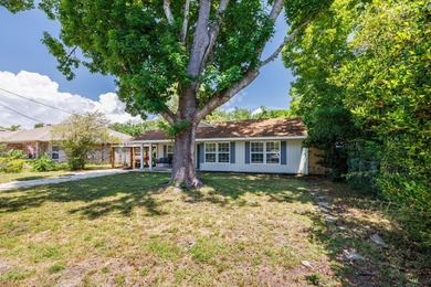 Charming 3-bedroom, 2-bath home in Wynnehaven Beach Estates! - photo 3