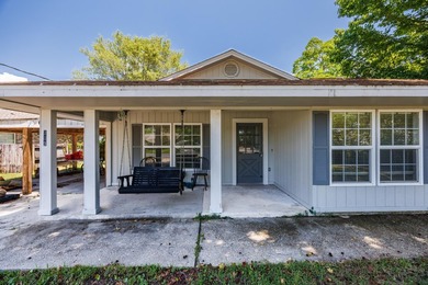 Charming 3-bedroom, 2-bath home in Wynnehaven Beach Estates! - photo 5