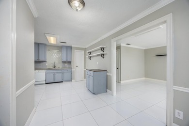 Charming 3-bedroom, 2-bath home in Wynnehaven Beach Estates! - photo 6