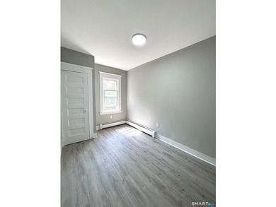 Investors or Savvy Homeowners! Welcome to this beautifully - photo 10