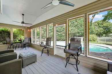 Discover an exquisite blend of luxury and comfort in this - photo 14