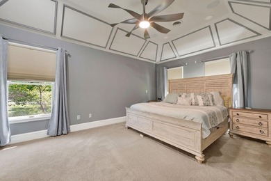 Discover an exquisite blend of luxury and comfort in this - photo 19