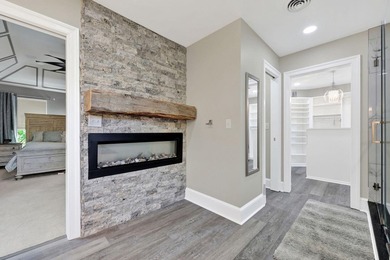 Discover an exquisite blend of luxury and comfort in this - photo 22