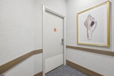 Beautiful 2BR/2BA at the Ebb Tide Suites Condominiums just a - photo 38