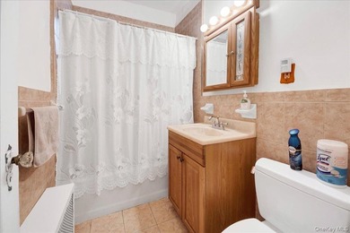 Offered for the first time, this charming and well-maintained - photo 11