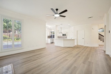 STUNNING FULLY REMODELED TURN-KEY RESIDENCE WITH PRIVATE - photo 11