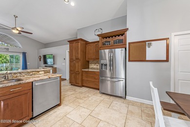 THIS IS A MUST SEE! Extremely Well-Maintained 3 Bed / 2 Bath - photo 13