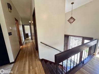 Welcome home to this well-maintained split foyer situated on a - photo 17