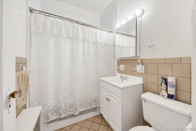 Offered for the first time, this charming and well-maintained - photo 19