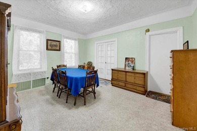 Offered for the first time, this charming and well-maintained - photo 21
