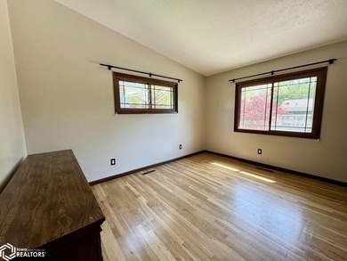 Welcome home to this well-maintained split foyer situated on a - photo 22