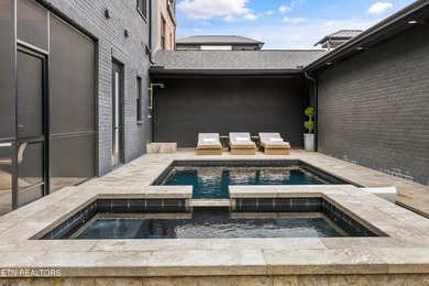 Featured in the Parade of Homes, this extraordinary 4 bed, 6 - photo 23