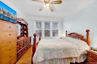 Offered for the first time, this charming and well-maintained - photo 23