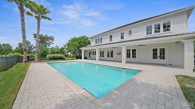 Lakefront. Gated. Golf course views. This exceptional luxury - photo 4