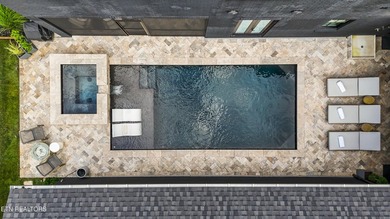 Featured in the Parade of Homes, this extraordinary 4 bed, 6 - photo 25