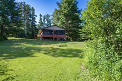 Escape to this charming Lake Front cabin, nestled on 1.7 acres - photo 27