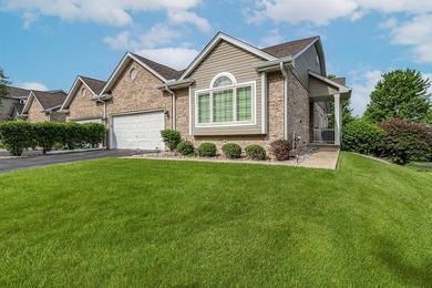 (private lake, pond, creek) Townhome/Townhouse For Sale in Orland Park Illinois